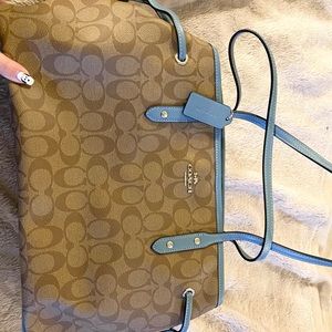 Authentic Coach shoulder bag
